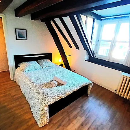 Le Plum'loft, Duplex Au Coeur Du Vieux - Wifi - Tv דירה *