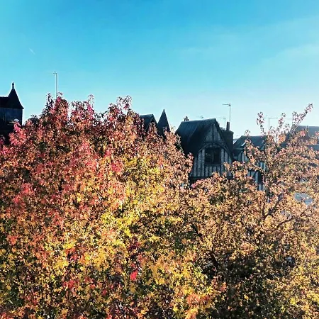 Le Plum'loft, Duplex Au Coeur Du Vieux - Wifi - Tv * טור