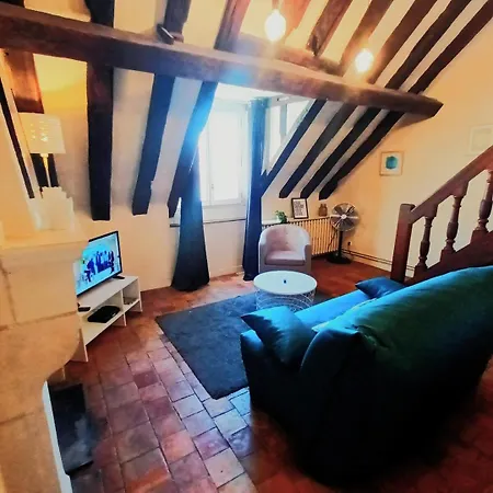 Le Plum'loft, Duplex Au Coeur Du Vieux - Wifi - Tv Apartment